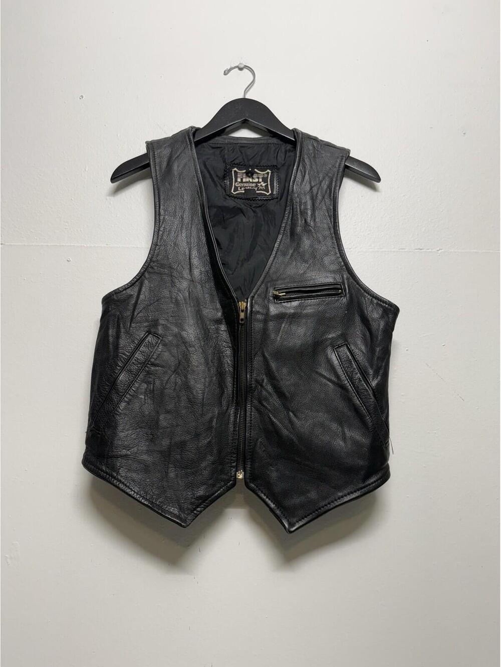 First Genuine Leather Motorcycle Vest Unisex S/M Full Zip Front Western Thrashed